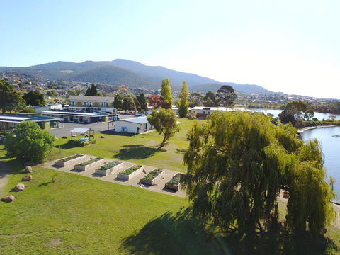 Riverfront Motel & Villas - Travel Agents 12