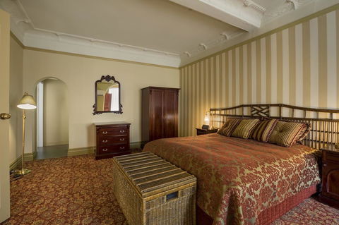 Hadley\'s Orient Hotel - Travel Search 25