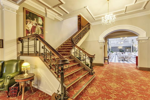 Hadley\'s Orient Hotel - Travel Search 11
