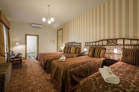 Hadley\'s Orient Hotel - Travel Search 20