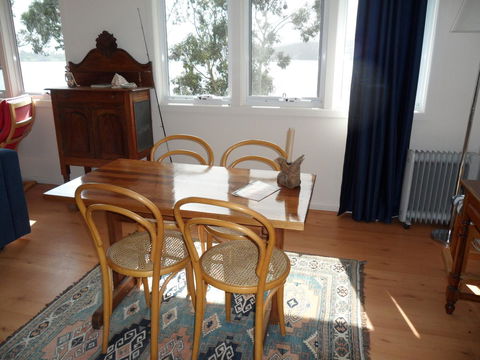 Anchorage Waterfront Retreat - Travel Search 7