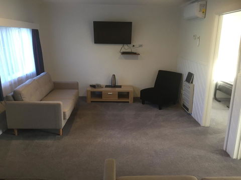 Georges Bay Apartments - Travel Search 29