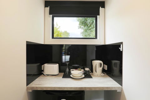 Georges Bay Apartments - Travel Search 17