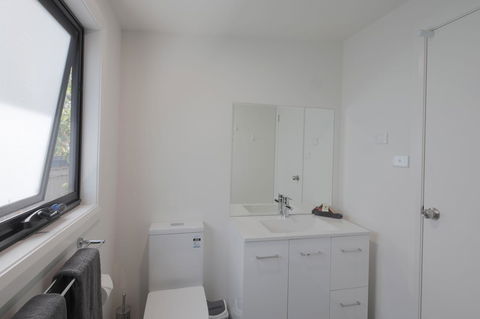 Georges Bay Apartments - Travel Search 20