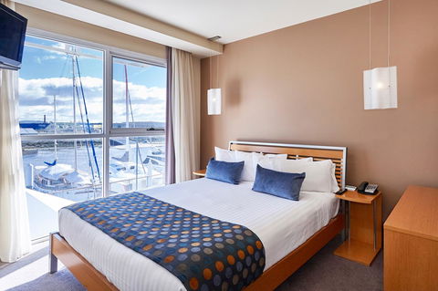 Peppers Seaport Hotel - Travel Search 9