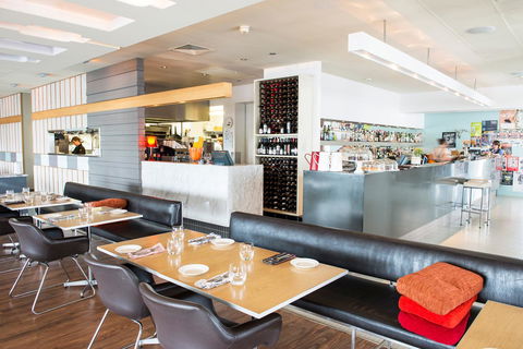 Peppers Seaport Hotel - Travel Search 37