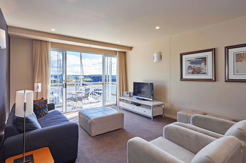 Peppers Seaport Hotel - Travel Search 11