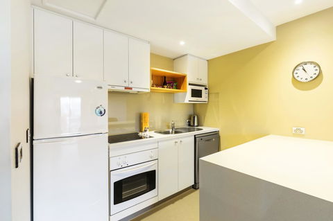 The Old Woolstore Apartment Hotel - Travel Search 14