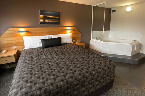 The Old Woolstore Apartment Hotel - Travel Search 29