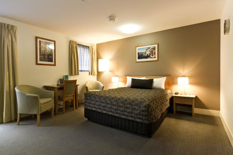 The Old Woolstore Apartment Hotel - Travel Search 32
