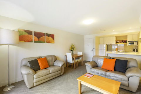 The Old Woolstore Apartment Hotel - Travel Search 11