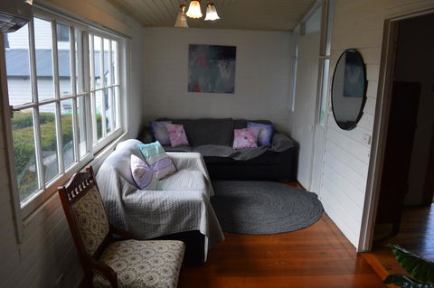 The Dragonfly Inn - Travel Search 10