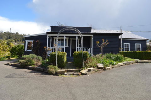 The Dragonfly Inn - Travel Search 19