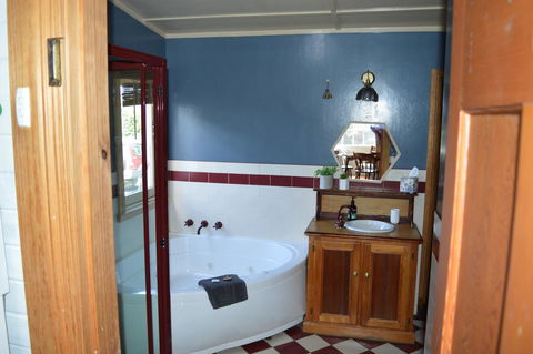 The Dragonfly Inn - Travel Search 15
