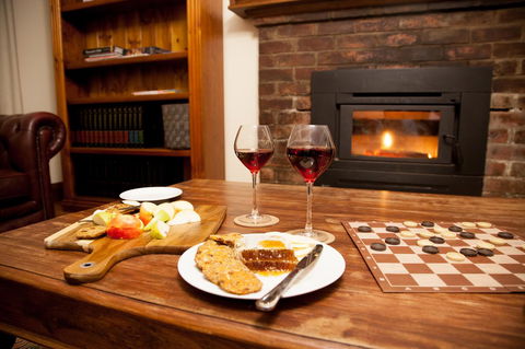 The Pear Cottage - Travel Search 1