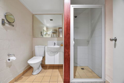 Balmoral On York - Travel Search 6