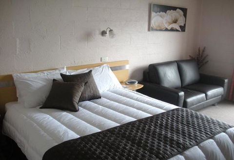 Balmoral On York - Travel Search 23