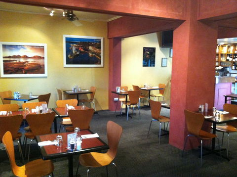 Balmoral On York - Travel Search 24