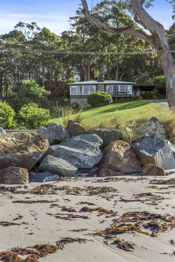 Southport TAS Travel Search