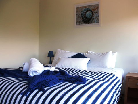 Freycinet Sanctuary 5 - Travel Agents 6