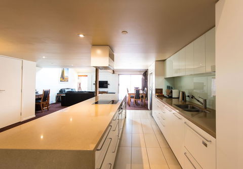 Sullivans Cove Apartments - Travel Search 23