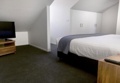 Sullivans Cove Apartments - Travel Search 44
