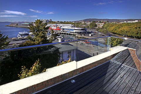 Sullivans Cove Apartments - Travel Search 39