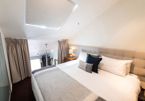 Sullivans Cove Apartments - Travel Search 12