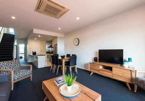 Sullivans Cove Apartments - Travel Search 33