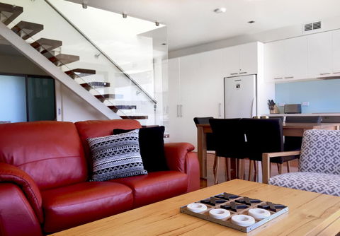 Sullivans Cove Apartments - Travel Search 43