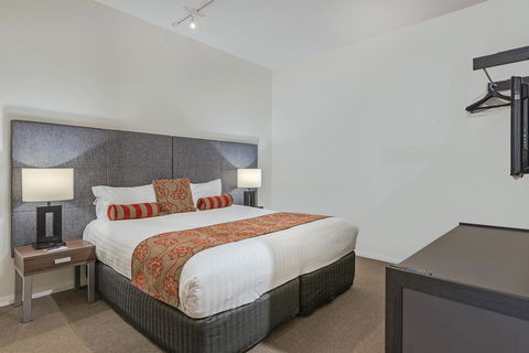 Mantra One Sandy Bay Road - Travel Search 24