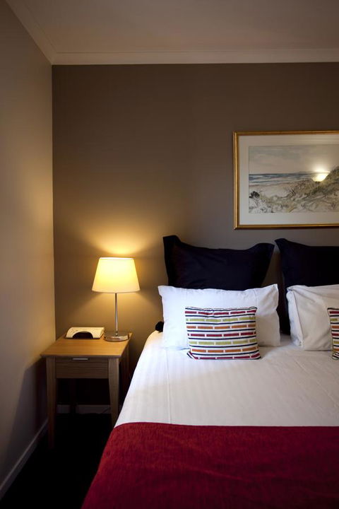 Hobart Waterfront Apartments - Travel Search 17