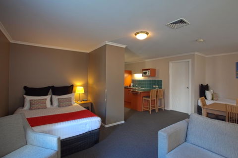 Hobart Waterfront Apartments - Travel Search 5