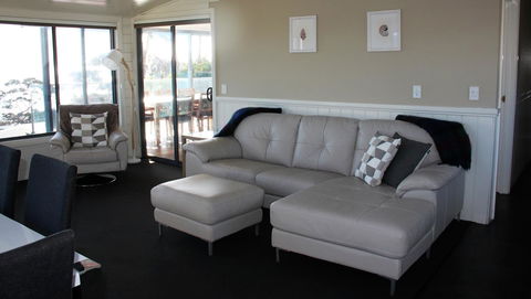 SEA EAGLE COTTAGE Amazing Views Of Bay Of Fires - Tourism Guide 5