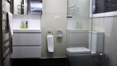 SEA EAGLE COTTAGE Amazing Views Of Bay Of Fires - Tourism Guide 9