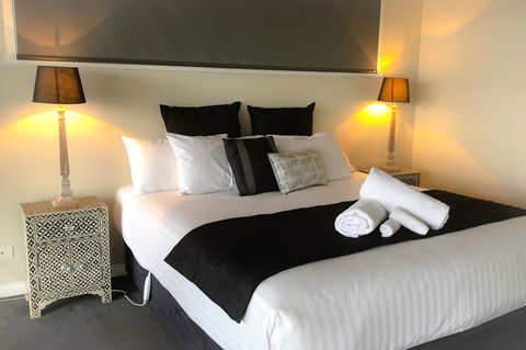 SEA EAGLE COTTAGE Amazing Views Of Bay Of Fires - Tourism Guide 2