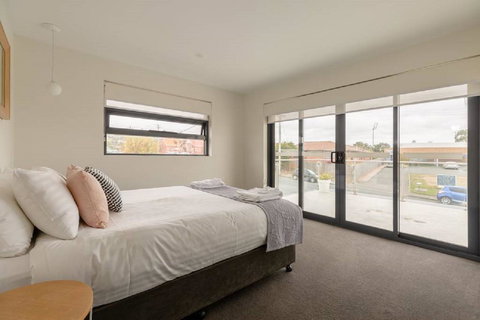 Kangaroo Bay Apartments - Travel Agents 28