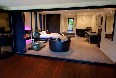 Amare Beachside Luxury - Tourism Guide 18