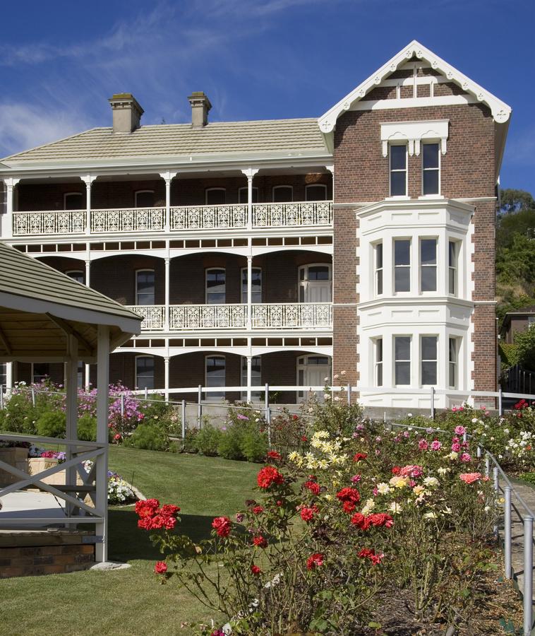 Riverside North TAS Travel Search