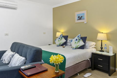 Oyster Cove Chalet - Tourism Guide 4