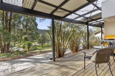 Oyster Cove Chalet - Tourism Guide 7