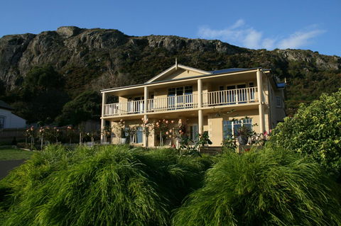 On The Terrace - Tourism Guide 0