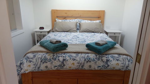 Karoola Cottage Self Contained - Tourism Guide 8