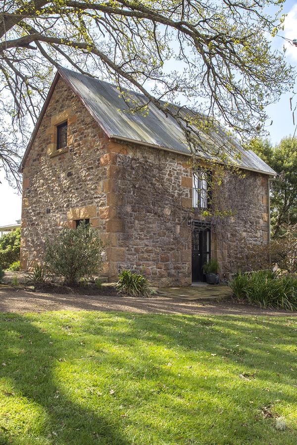 Buckland TAS Travel Search