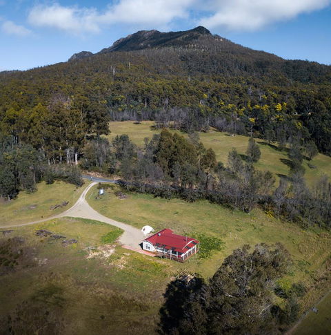 Mountain Blue Guest House - Travel Search 1