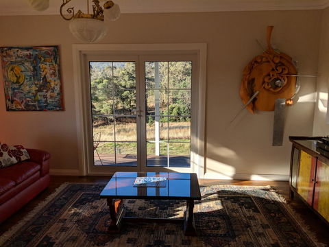 Mountain Blue Guest House - Travel Search 4