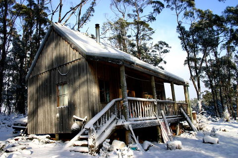 Cradle Mountain Love Shack - Travel Search 9