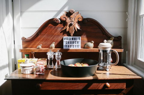 Old White Church Bed & Breakfast - Travel Search 11