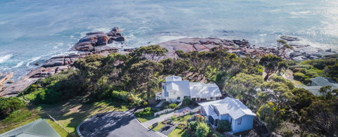 Cod Rock Point - Tourism Guide 0