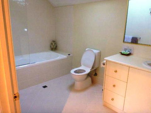 Aldermere Estate Luxury Apartments - Tourism Guide 5
